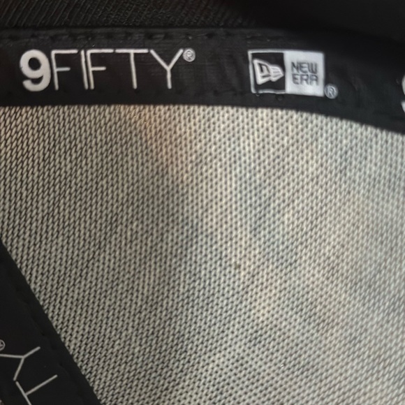 New Era Raptors 2019 Champion SnapBack - Picture 5 of 5